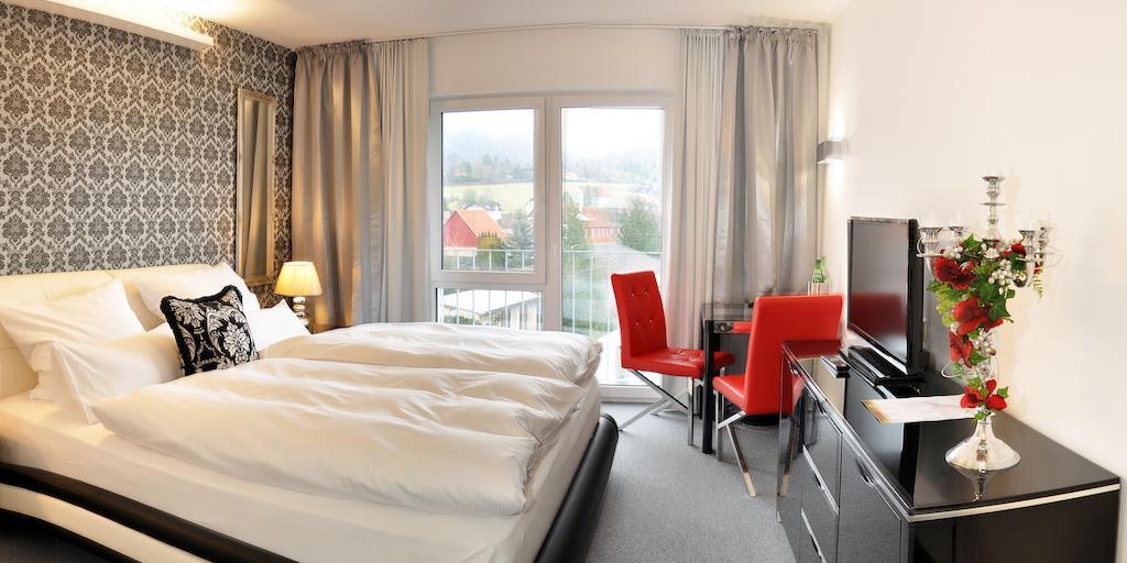 Gaestehaus Villa Casamia (Adults Only) اشمالكالدن الغرفة الصورة